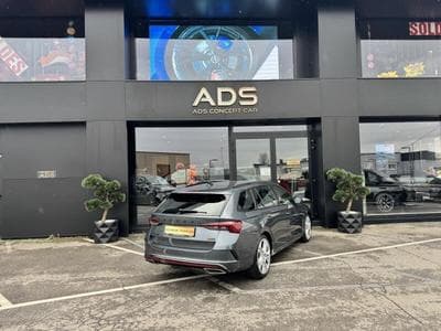 Skoda Octavia RS Estate 2.0 TDI 200CV (2021) - Photo 12