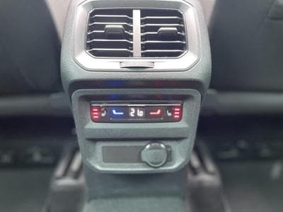 VW Tiguan Elegance 2.0 Tdi 150 DSG Toit Ouvrant (2023) - Photo 6