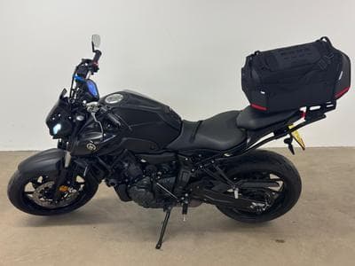 Yamaha MT07 Black Edition (2022) - Foto 10