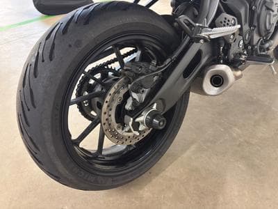 Yamaha MT07 Black Edition (2022) - Foto 12