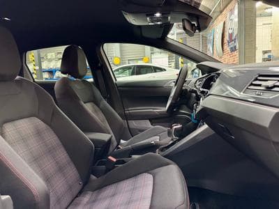 VW Polo Polo 2.0 TSI 207cv DSG GTI CarPlay/SiègCh/ClimA/ACC (2024) - Photo 8