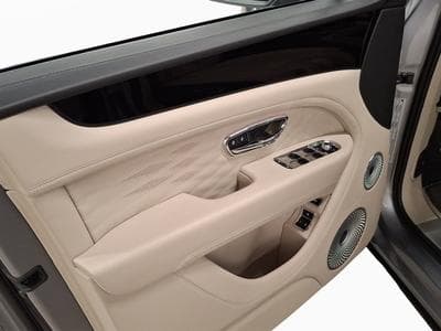 Bentley Bentayga Atelier Edition (2026) - Foto 12