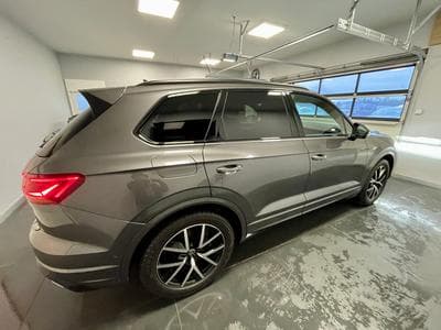 VW Touareg R-Line V6 TDI 4Motion (2022) - Foto 4