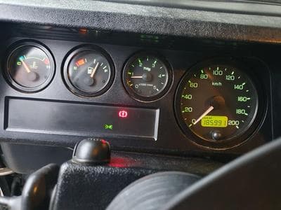 Land-Rover Defender 110 TD5 (2005) - Photo 8