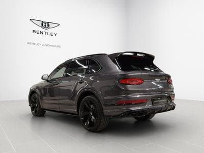 Bentley Bentayga V8 Azure (2023) - Photo 3