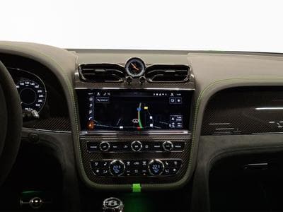 Bentley Bentayga Speed (2025) - Photo 8