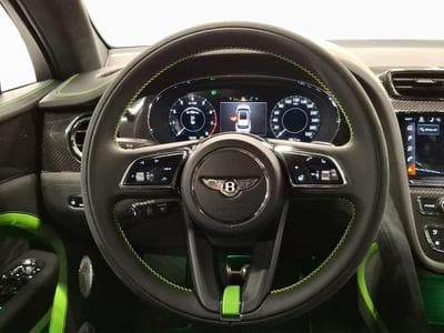 Bentley Bentayga Speed (2025) - Photo 10