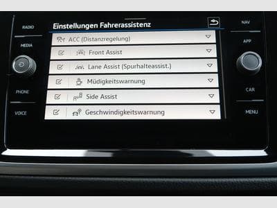 VW Touran 1.5 TSI DSG (2026) - Photo 14