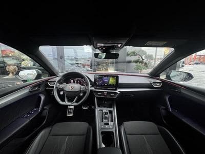 Cupra Leon VZ 2.0 TSI 300CV (2022) - Photo 8