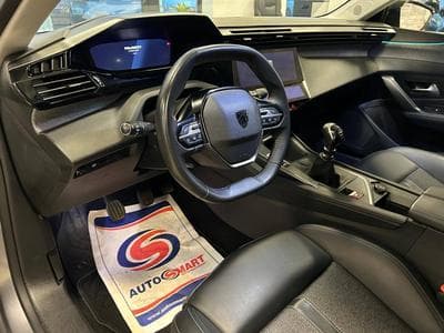 Peugeot 308 SW Allure (2022) - Foto 8