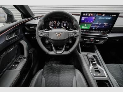 Cupra Leon ST 2,0 TSI (2025) - Photo 7