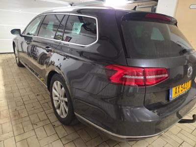 VW Passat Highline (2018) - Photo 1