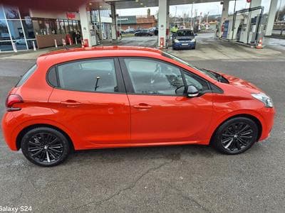 Peugeot 208 1.2 Orange Power  Restylée Sport (2015) - Foto 4