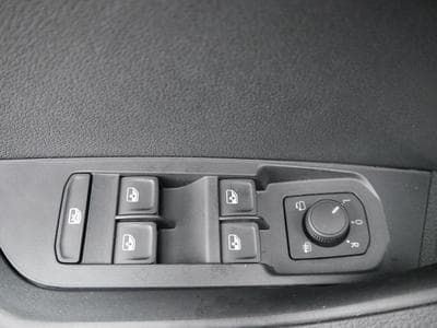 Skoda Karoq Sportline 2.0 TSI 4x4 DSG (2026) - Photo 11