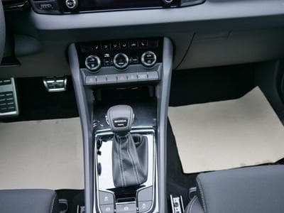 Skoda Karoq Sportline (2026) - Foto 12