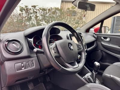 Renault Clio 1.5dCi 90ch Bose Edition (2017) - Photo 14