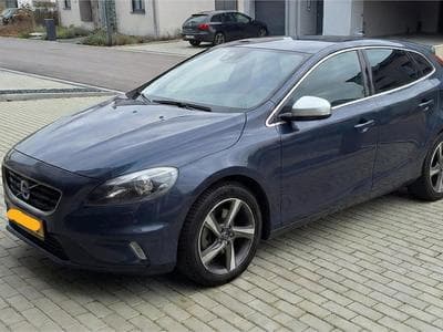 Volvo V40 R-Design (2014) - Photo 1