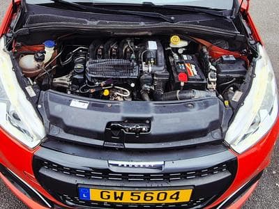 Peugeot 208 1.2 Orange Power  Restylée Sport (2015) - Foto 13
