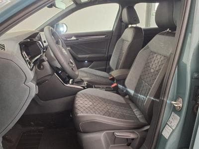 VW T-Roc R-Line 1.5 TSI 7-Gang-DSG (2026) - Photo 9