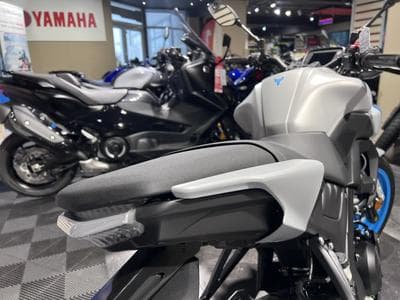 Yamaha MT125 Ceramic Ice (2026) - Photo 5