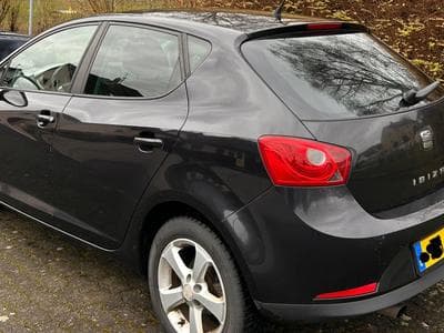 Seat Ibiza (2010) - Foto 1