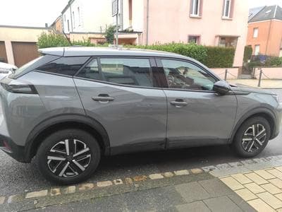 Peugeot 2008 PureTech Active S&S (EU6.4) (2024) - Photo 1