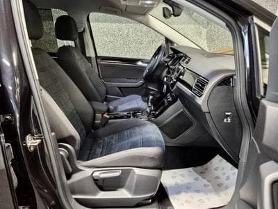 VW Touran TSI HIGHLINE 7 SITZE LED NAVI 1 HAND (2016) - Foto 4
