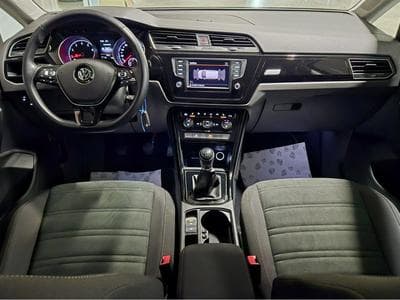 VW Touran TSI HIGHLINE 7 SITZE LED NAVI 1 HAND (2016) - Foto 7