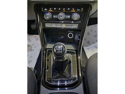 VW Touran TSI HIGHLINE 7 SITZE LED NAVI 1 HAND (2016) - Foto 9