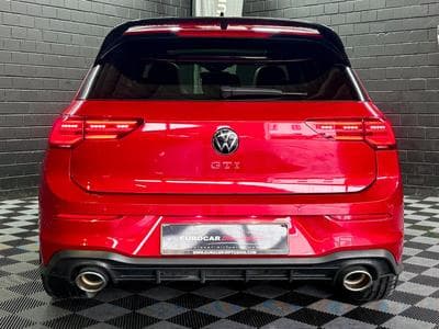 VW Golf GTI Clubsport 2.0 TSI 300CV DSG7 ** Toit ouvrant ** Matrix * (2021) - Photo 6