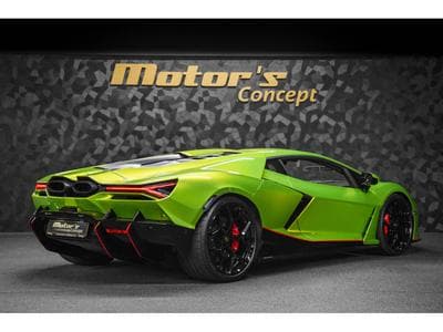 Lamborghini Revuelto AD PERSONAM - VERDE CITREA / ROSSO MARS (2025) - Photo 3