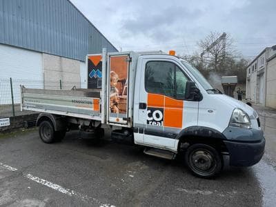 Renault Mascott camion à benne basculante (2005) - Photo 1