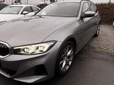 BMW 318 IA TOURING G21 BUSINESS SPORT (2023) - Photo 3