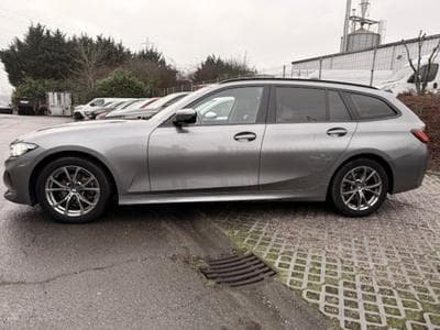 BMW 318 IA TOURING G21 BUSINESS SPORT (2023) - Photo 5