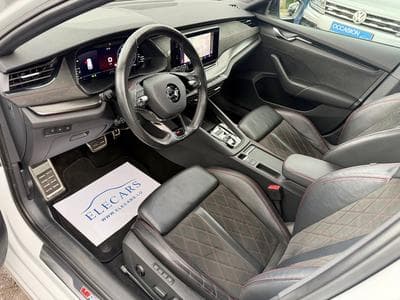 Skoda Octavia Combi 2.0 Tdi RS DSG PANO/CAM/ACC (2023) - Photo 7