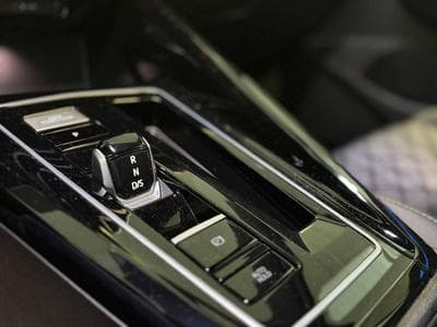 VW Golf VIII Variant 2.0 TDI R-Line (2025) - Foto 12