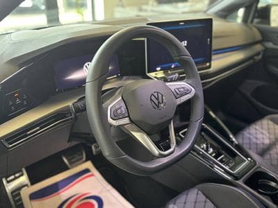 VW Golf VIII Variant 2.0 TDI R-Line (2025) - Foto 8