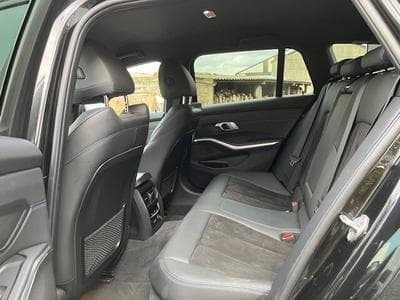 BMW 320 touring X drive (2020) - Foto 7