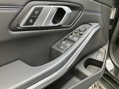 BMW 320 touring X drive (2020) - Foto 15