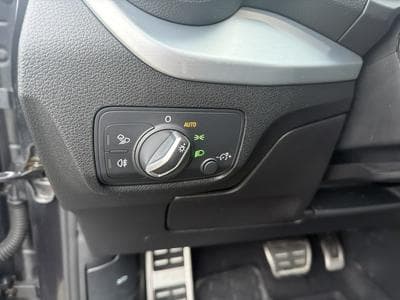 Audi Q2 35 TFSI S-LINE (2021) - Photo 13