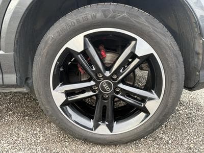 Audi Q2 35 TFSI S-LINE (2021) - Photo 4