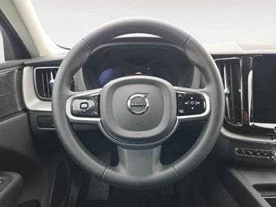 Volvo XC60 B4 Plus Dark / Essence (2024) - Photo 12