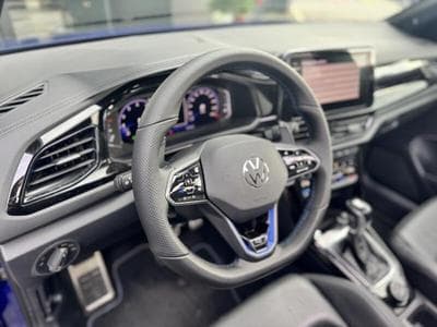 VW T-Roc R 4 MOTION 2.0L TSI 300CV (2022) - Photo 4