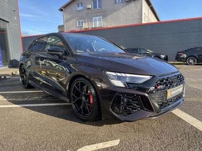 Audi RS3 Sportback (2022) - Photo 4