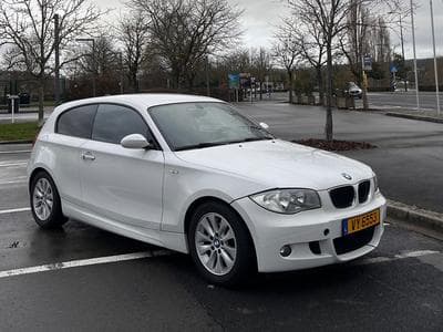 BMW 118 Série 1 M Sport Edition (2009) - Photo 1
