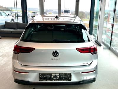 VW Golf 1.0 TSI LIFE 110CV DSG7 (2023) - Photo 3