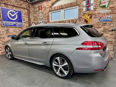 Peugeot 308 308 SW 2.0 HDi 177cv Auto GT-LINE (2020) - Foto 2