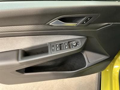 VW Golf R-Line+DSG+RearView+LED (2022) - Photo 14