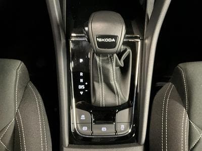 Skoda Karoq Sportline+DSG+Pano+Navi (2025) - Photo 12