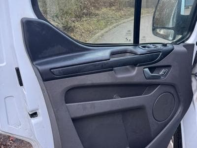 Ford Transit Custom L2H1 (2022) - Foto 11